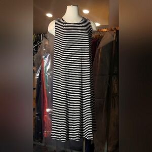 NWT Old Navy B&W Striped Swing Dress ( 2X )